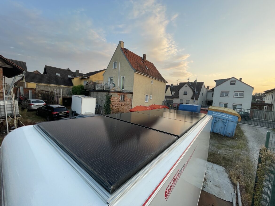 Solarplatten montiert